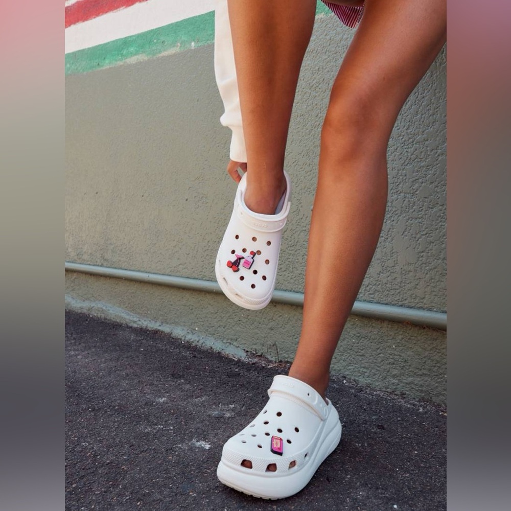 WOMEN'S CROCS CLASSIC CRUSH PLATFORM CLOGS